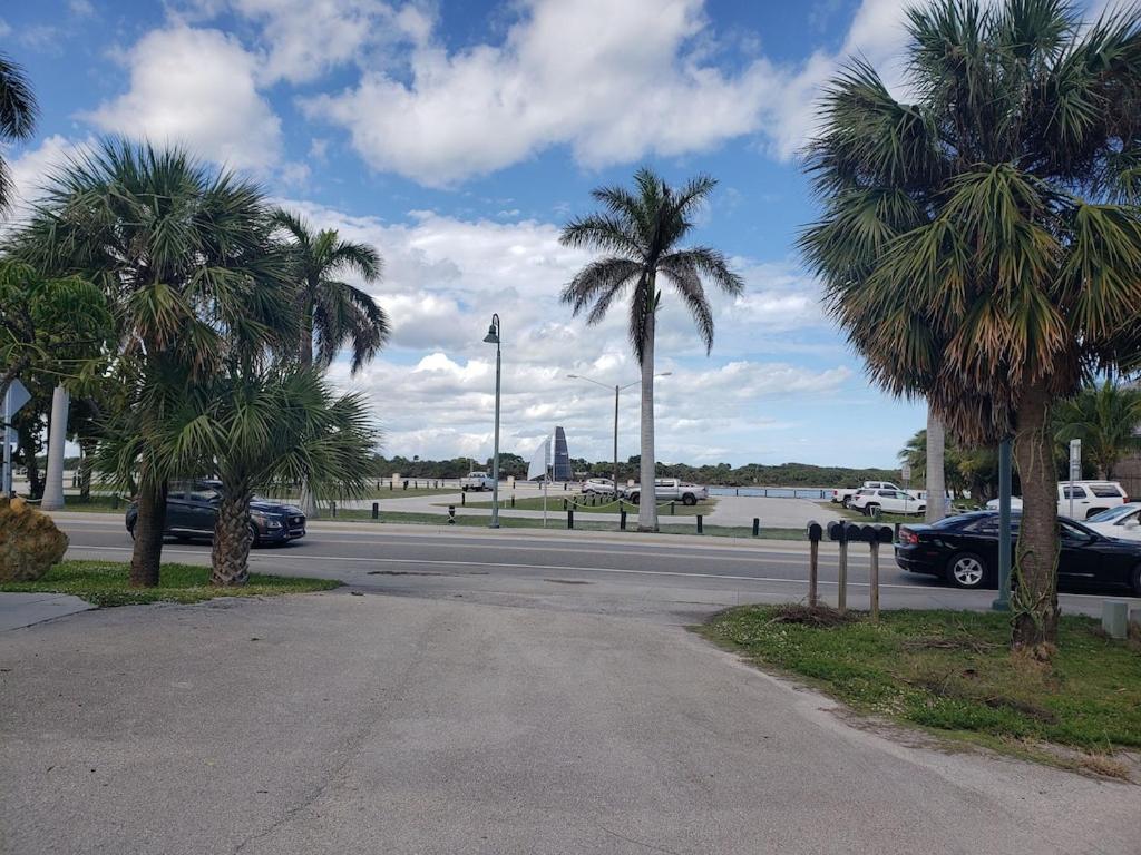 Island-Life! A Apartment Fort Pierce Exterior photo