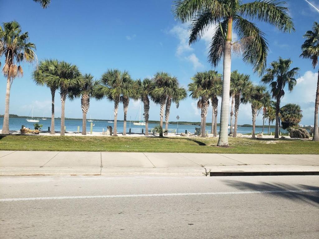 Island-Life! A Apartment Fort Pierce Exterior photo