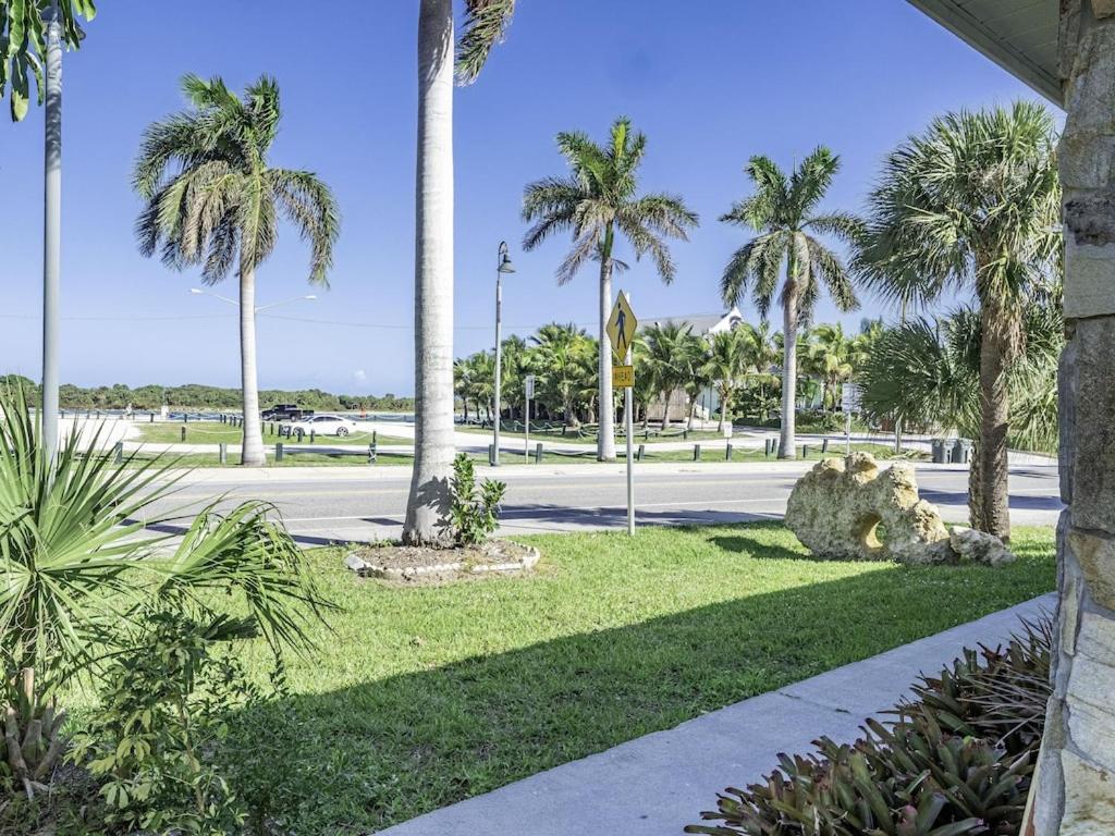 Island-Life! A Apartment Fort Pierce Exterior photo